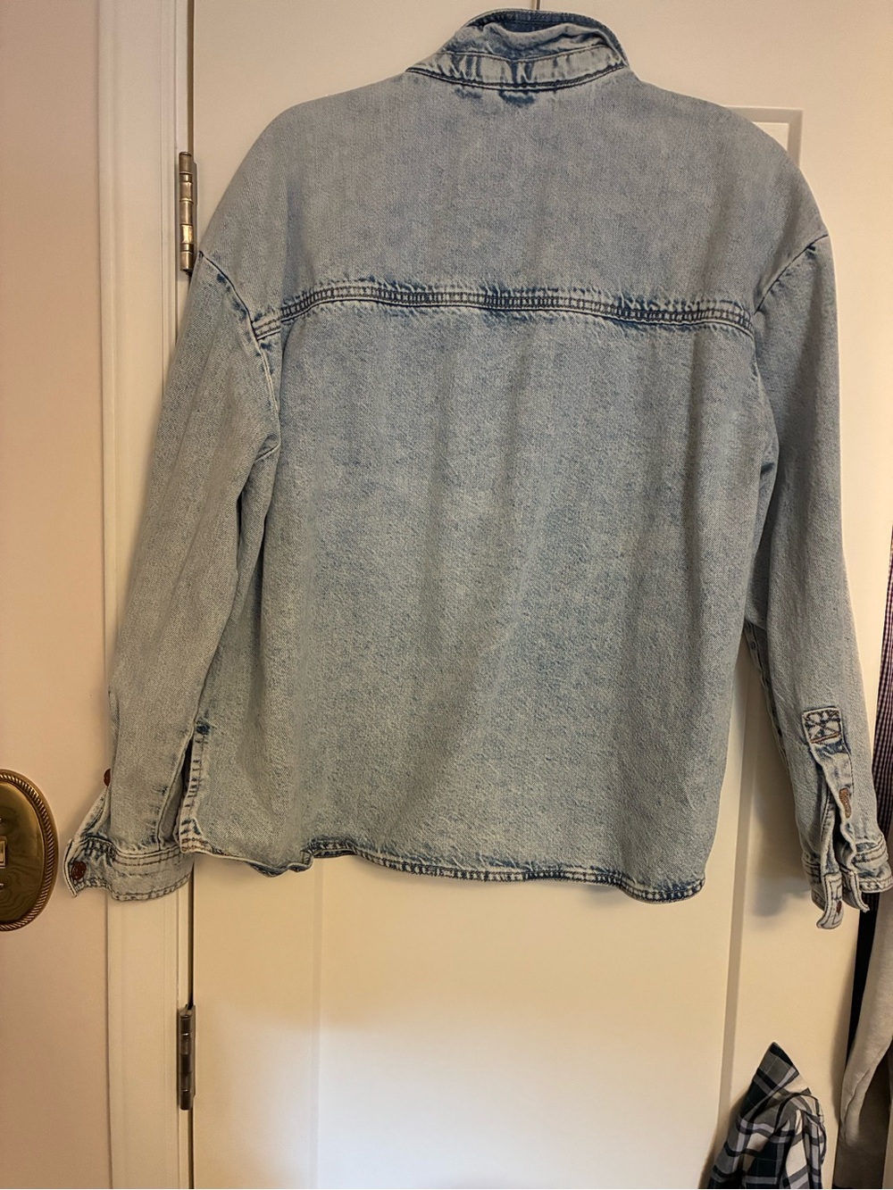 Anthropologie PILCRO Light Wash Denim Pullover Shirt 🤩 - Picture 5 of 8